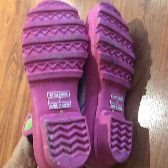 LL Bean Striped rubber booties size 7 pink green - Picture 6 of 8